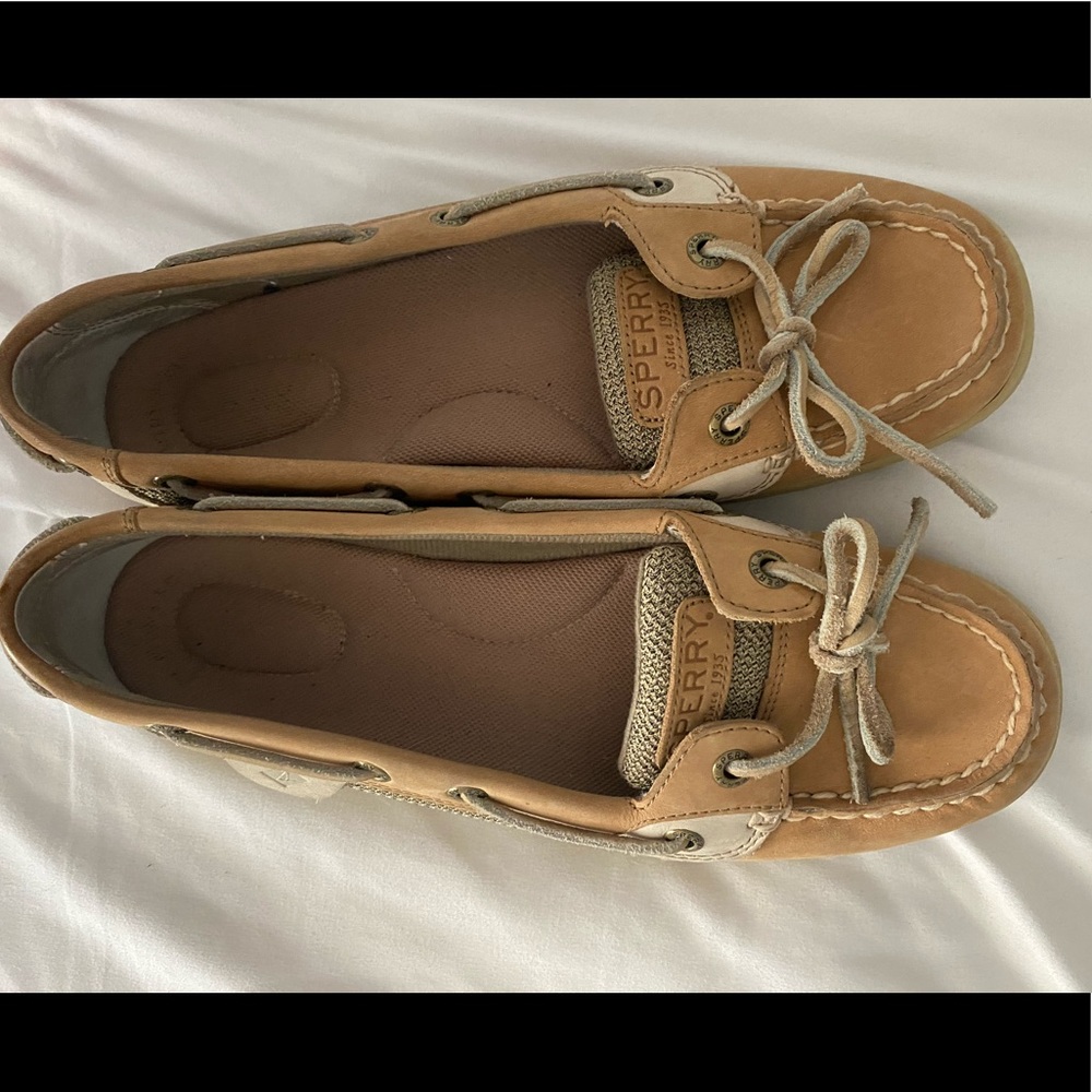 Sperry’s womens boat shoes